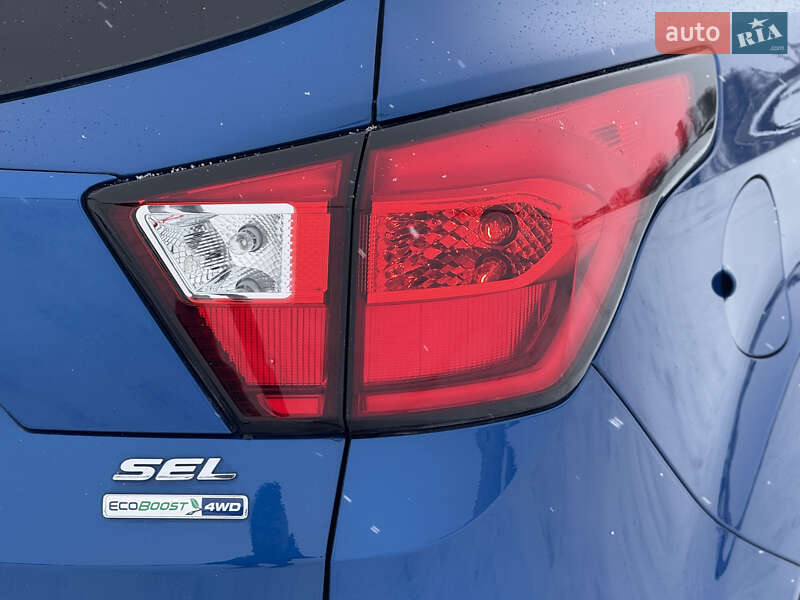 Позашляховик / Кросовер Ford Escape 2019 в Рівному