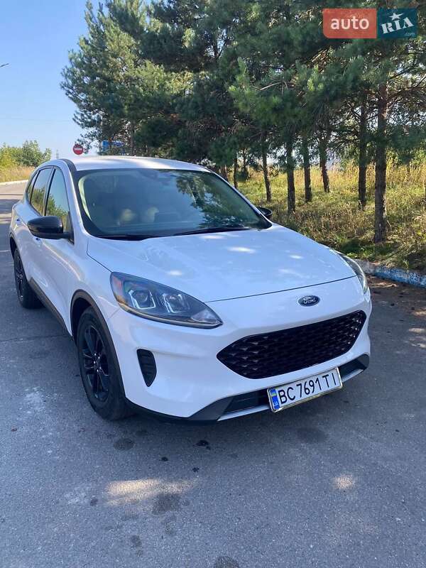 Внедорожник / Кроссовер Ford Escape 2019 в Львове