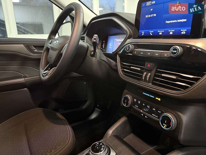 Внедорожник / Кроссовер Ford Escape 2024 в Полтаве