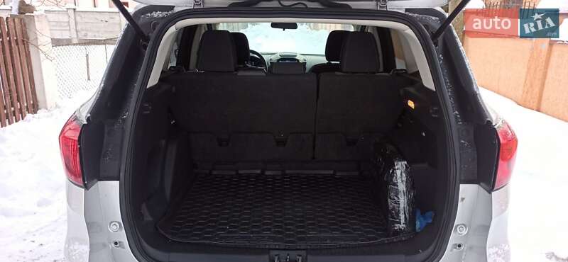 Внедорожник / Кроссовер Ford Escape 2019 в Ивано-Франковске