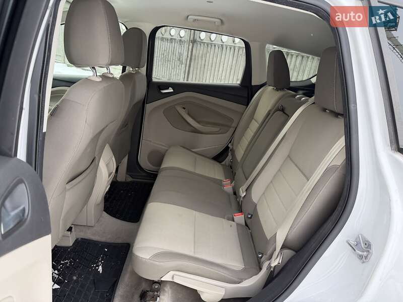 Внедорожник / Кроссовер Ford Escape 2012 в Каменском