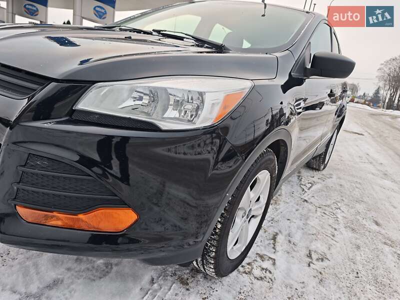 Внедорожник / Кроссовер Ford Escape 2014 в Сумах