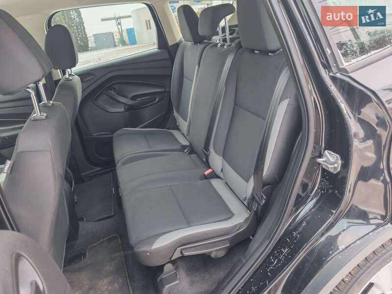 Внедорожник / Кроссовер Ford Escape 2014 в Сумах