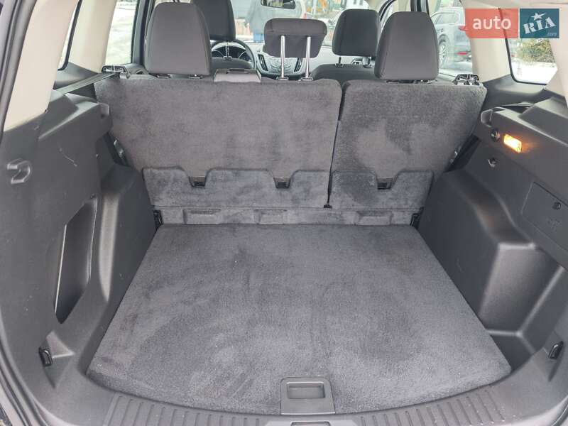 Внедорожник / Кроссовер Ford Escape 2014 в Сумах