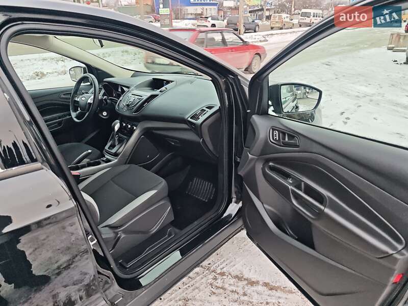 Внедорожник / Кроссовер Ford Escape 2014 в Сумах