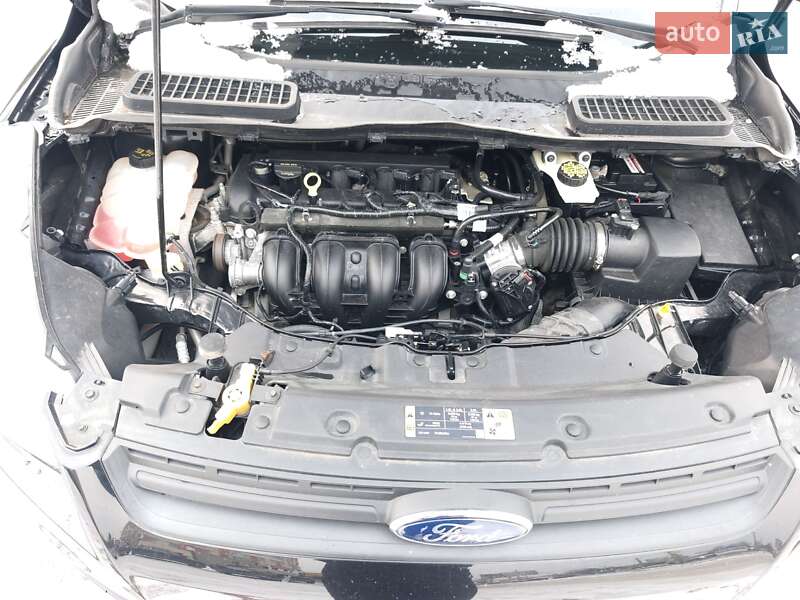 Внедорожник / Кроссовер Ford Escape 2014 в Сумах