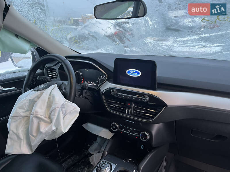 Внедорожник / Кроссовер Ford Escape 2020 в Львове