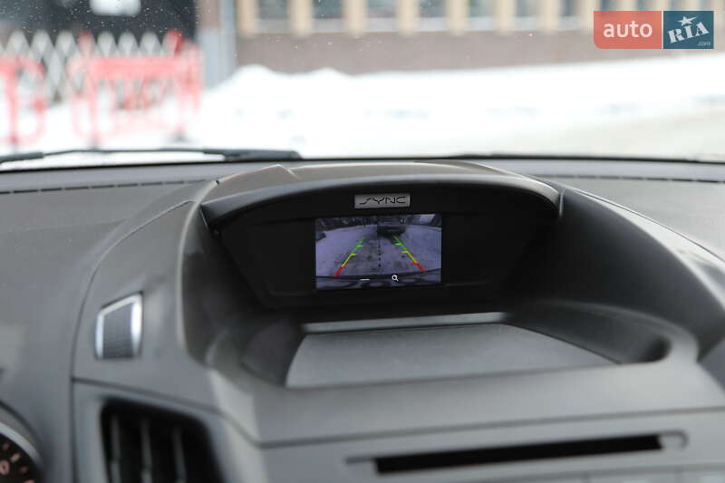 Внедорожник / Кроссовер Ford Escape 2016 в Харькове