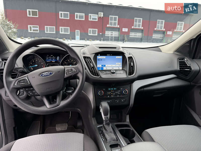 Позашляховик / Кросовер Ford Escape 2018 в Дубні фото 18 Позашляховик / Кросовер Ford Escape 2018 в Дубні