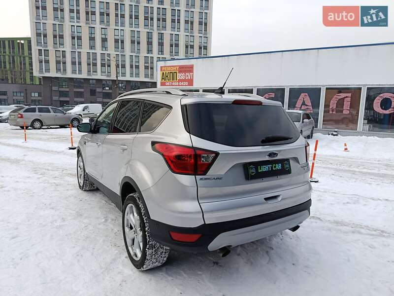 Внедорожник / Кроссовер Ford Escape 2018 в Броварах