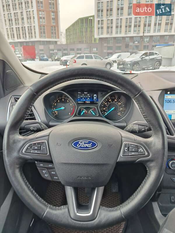 Внедорожник / Кроссовер Ford Escape 2018 в Броварах