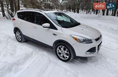 Внедорожник / Кроссовер Ford Escape 2016 в Вараше