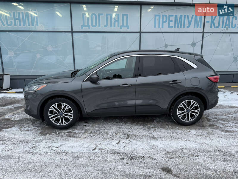 Позашляховик / Кросовер Ford Escape 2020 в Полтаві