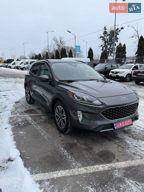 Позашляховик / Кросовер Ford Escape 2020 в Полтаві