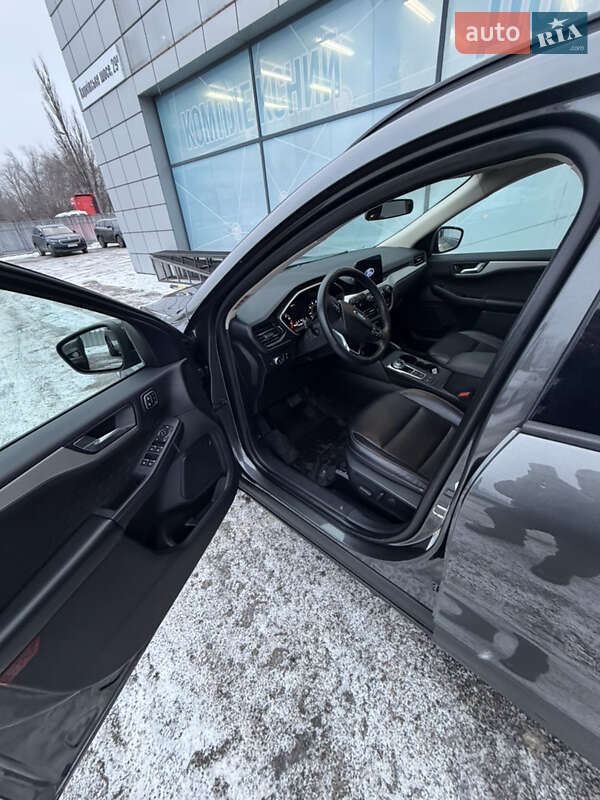 Позашляховик / Кросовер Ford Escape 2020 в Полтаві