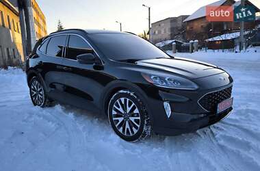 Позашляховик / Кросовер Ford Escape 2020 в Івано-Франківську