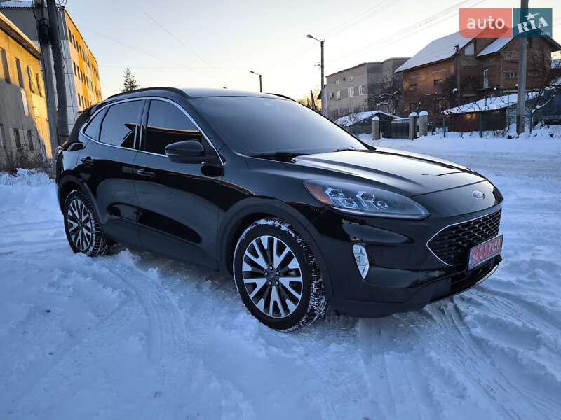 Позашляховик / Кросовер Ford Escape 2020 в Івано-Франківську