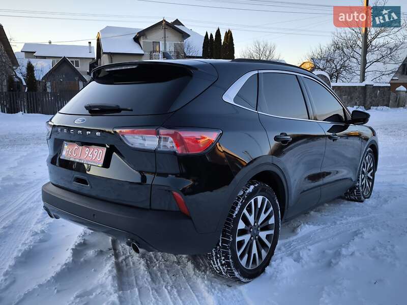 Позашляховик / Кросовер Ford Escape 2020 в Івано-Франківську