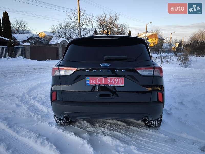 Позашляховик / Кросовер Ford Escape 2020 в Івано-Франківську