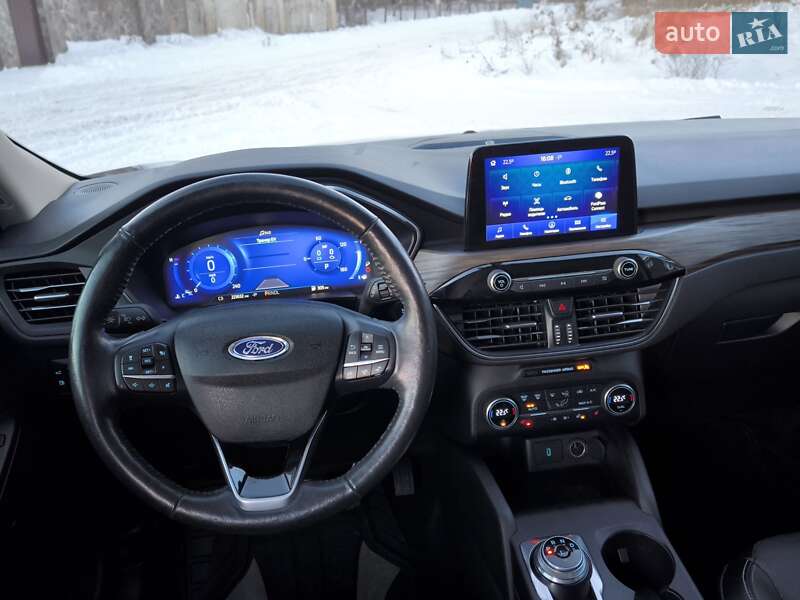 Позашляховик / Кросовер Ford Escape 2020 в Івано-Франківську