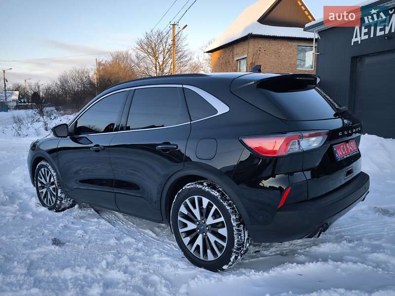 Позашляховик / Кросовер Ford Escape 2020 в Івано-Франківську