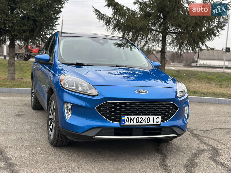 Внедорожник / Кроссовер Ford Escape 2020 в Житомире