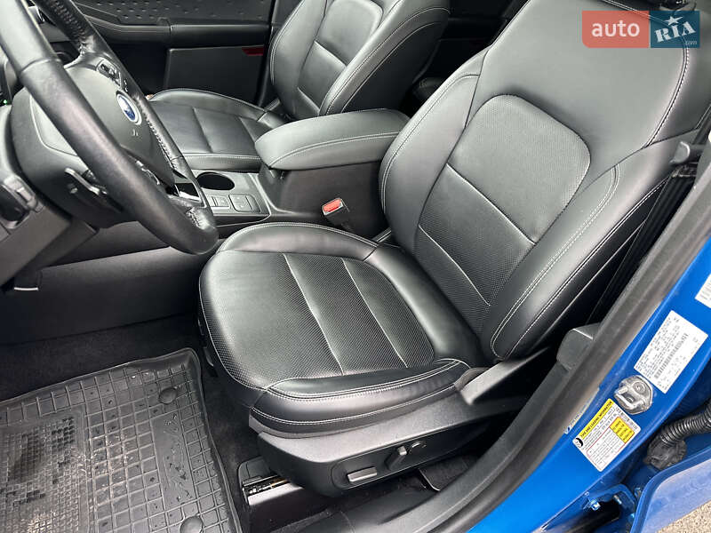 Внедорожник / Кроссовер Ford Escape 2020 в Житомире