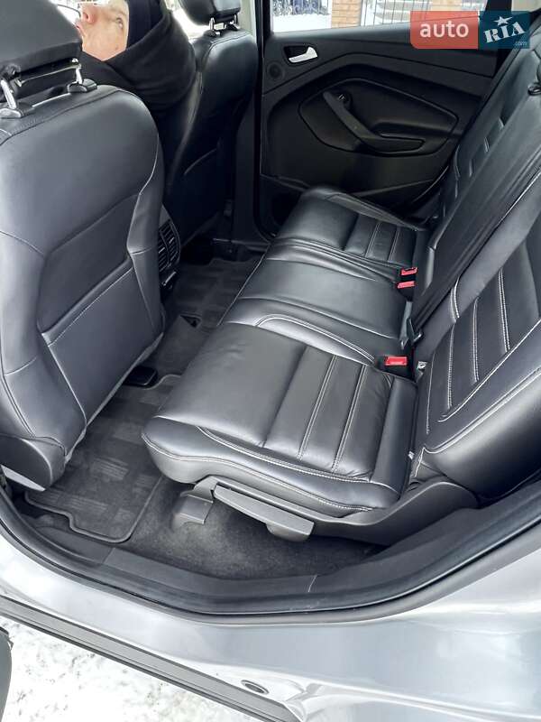 Позашляховик / Кросовер Ford Escape 2018 в Луцьку