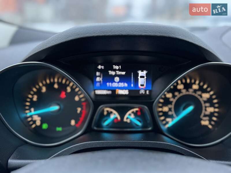 Позашляховик / Кросовер Ford Escape 2017 в Миргороді