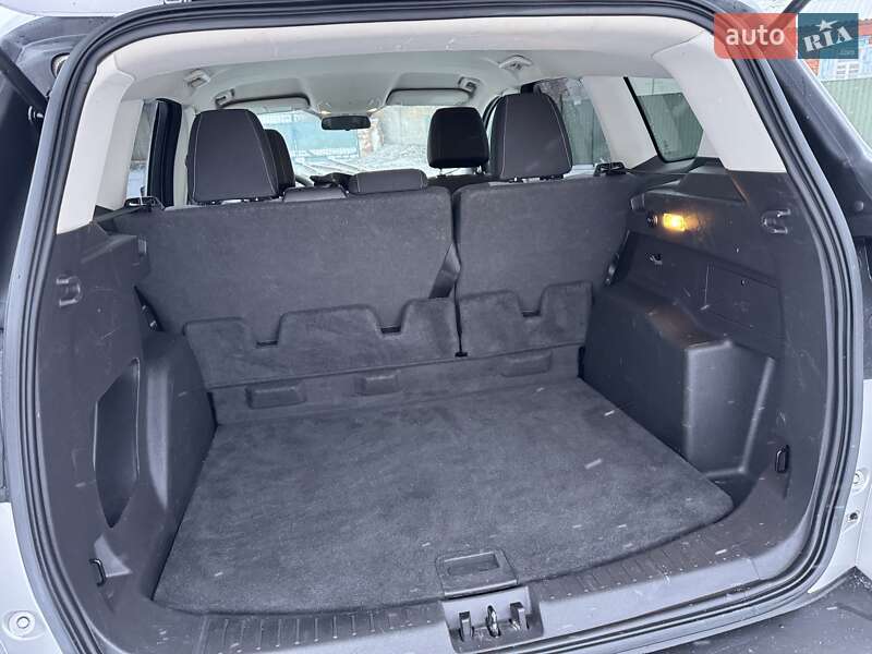 Позашляховик / Кросовер Ford Escape 2017 в Миргороді