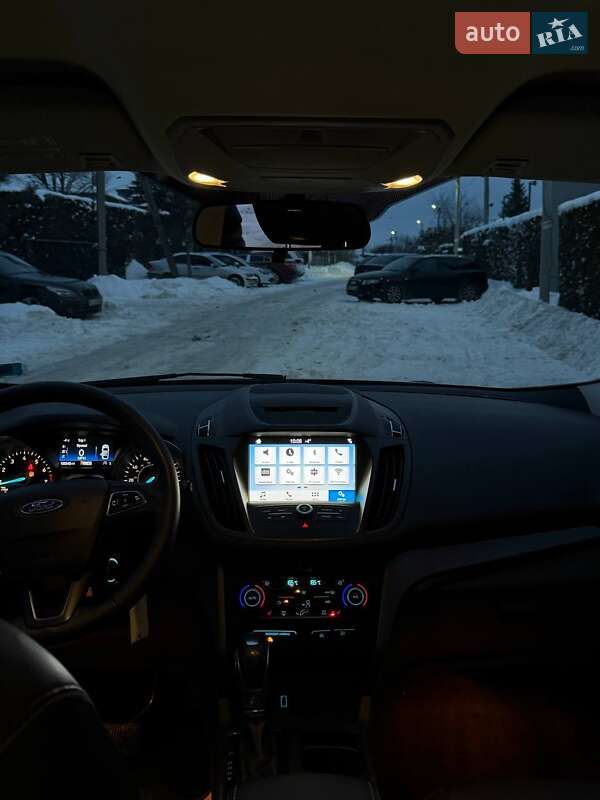 Позашляховик / Кросовер Ford Escape 2018 в Львові