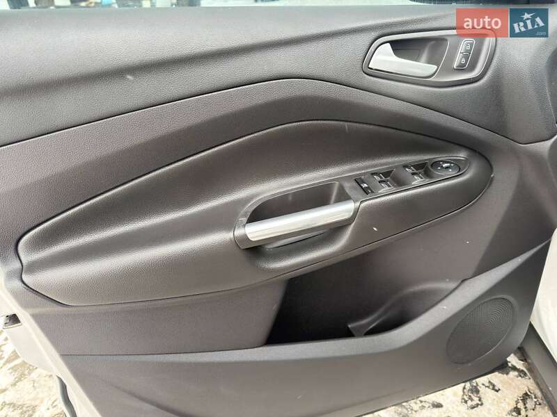 Позашляховик / Кросовер Ford Escape 2014 в Охтирці