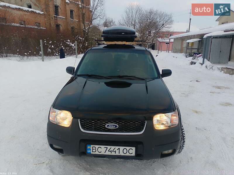 Внедорожник / Кроссовер Ford Escape 2002 в Кременце