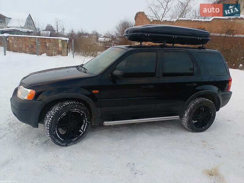 Внедорожник / Кроссовер Ford Escape 2002 в Кременце