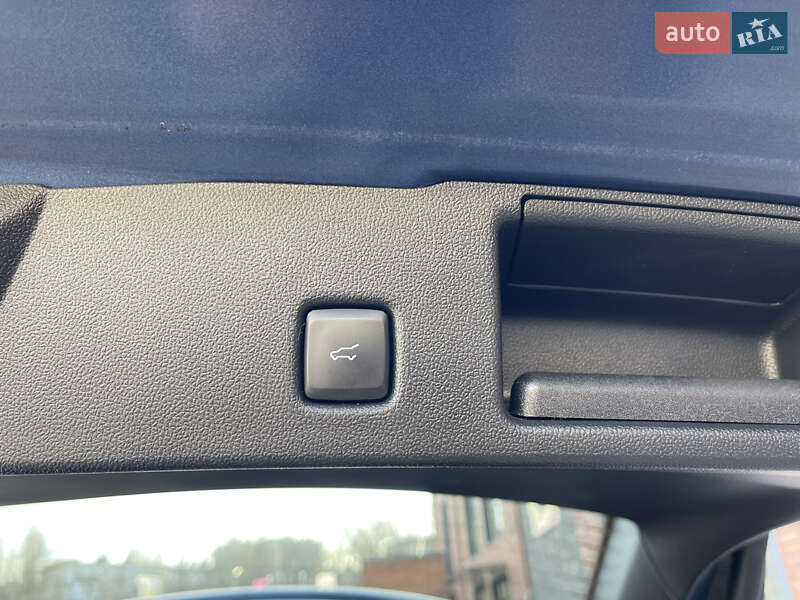 Внедорожник / Кроссовер Ford Escape 2020 в Кременчуге