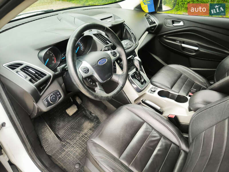 Позашляховик / Кросовер Ford Escape 2012 в Одесі