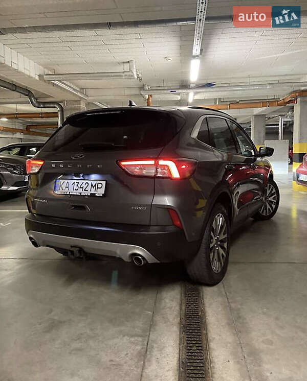 Внедорожник / Кроссовер Ford Escape 2021 в Киеве