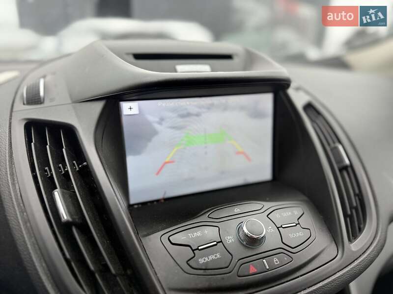 Позашляховик / Кросовер Ford Escape 2016 в Львові