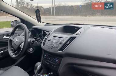 Внедорожник / Кроссовер Ford Escape 2018 в Львове
