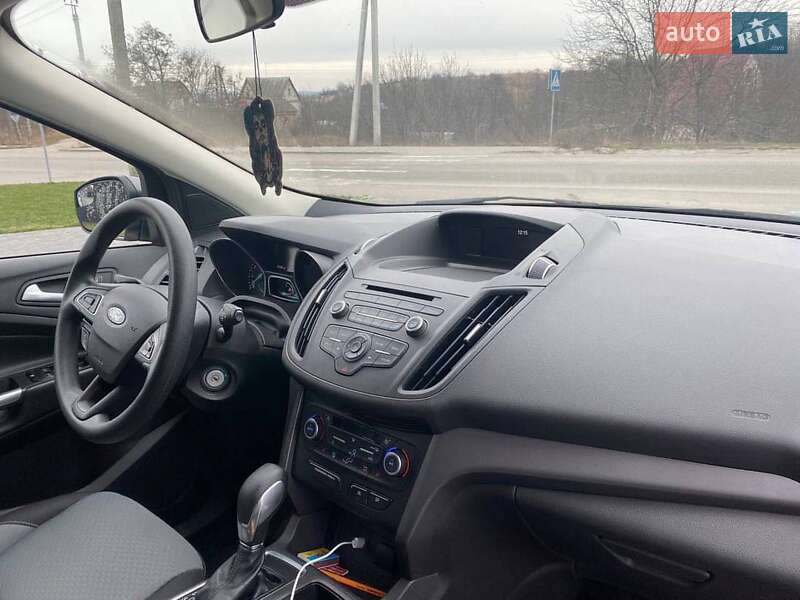 Позашляховик / Кросовер Ford Escape 2018 в Львові