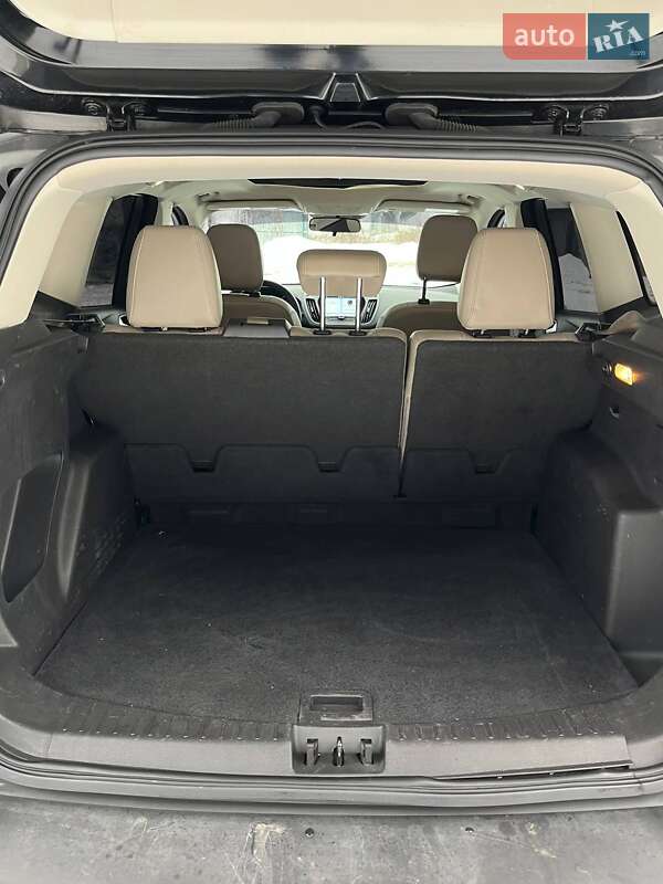 Внедорожник / Кроссовер Ford Escape 2018 в Львове