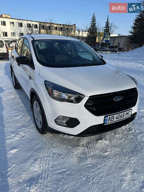 Позашляховик / Кросовер Ford Escape 2018 в Вінниці