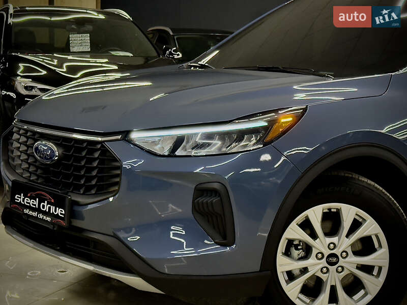 Внедорожник / Кроссовер Ford Escape 2024 в Николаеве