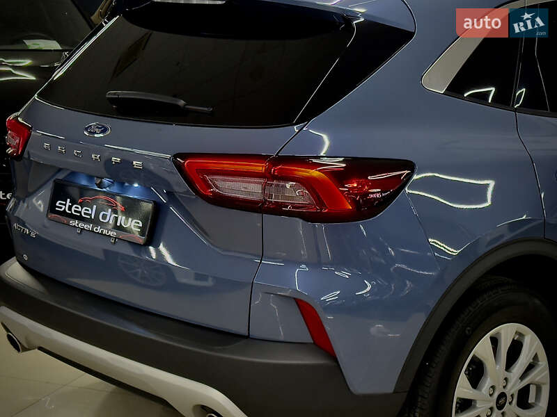 Внедорожник / Кроссовер Ford Escape 2024 в Николаеве