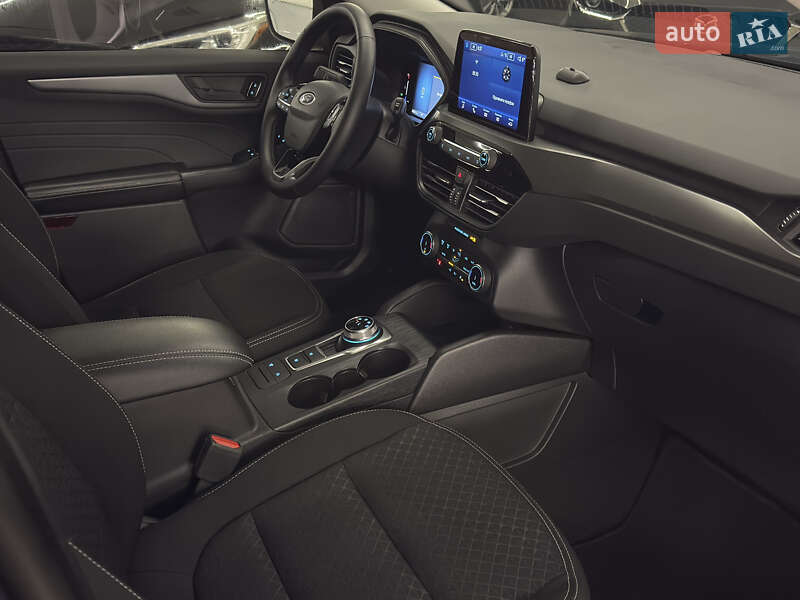 Внедорожник / Кроссовер Ford Escape 2024 в Николаеве