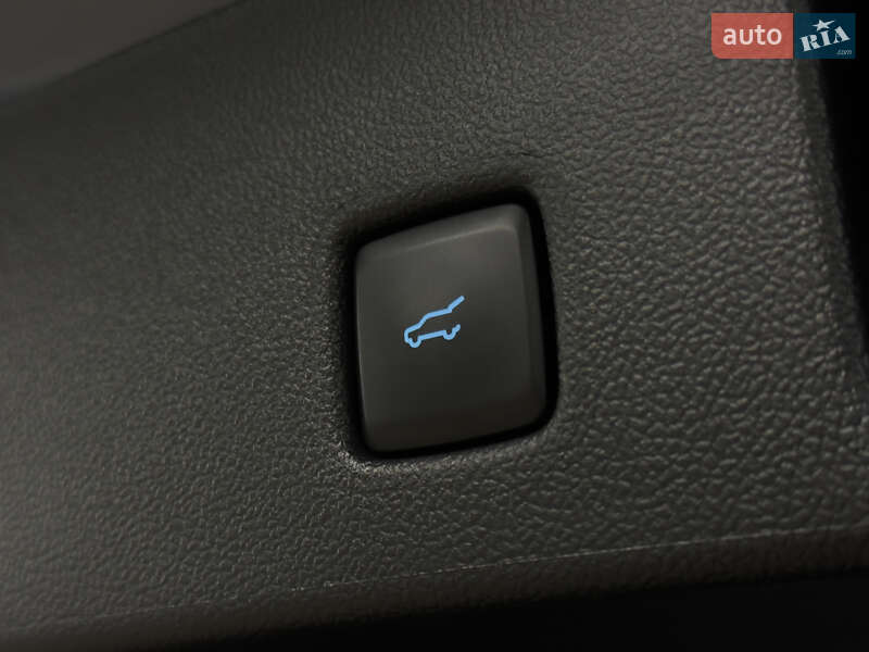 Внедорожник / Кроссовер Ford Escape 2024 в Николаеве