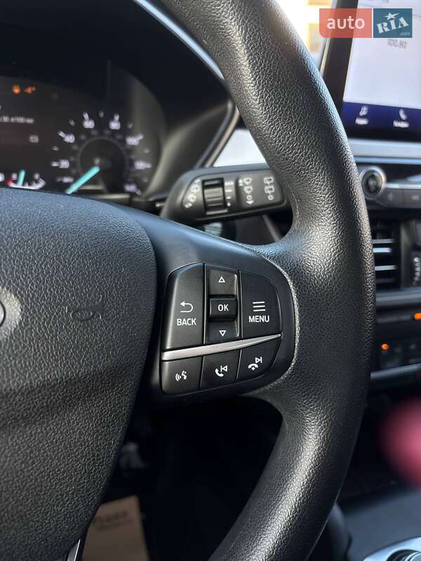 Позашляховик / Кросовер Ford Escape 2019 в Стрию