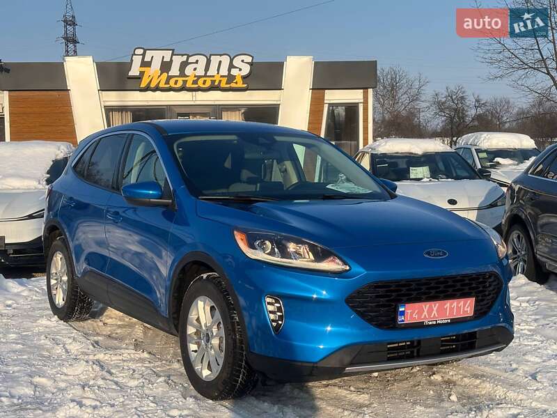 Позашляховик / Кросовер Ford Escape 2019 в Стрию