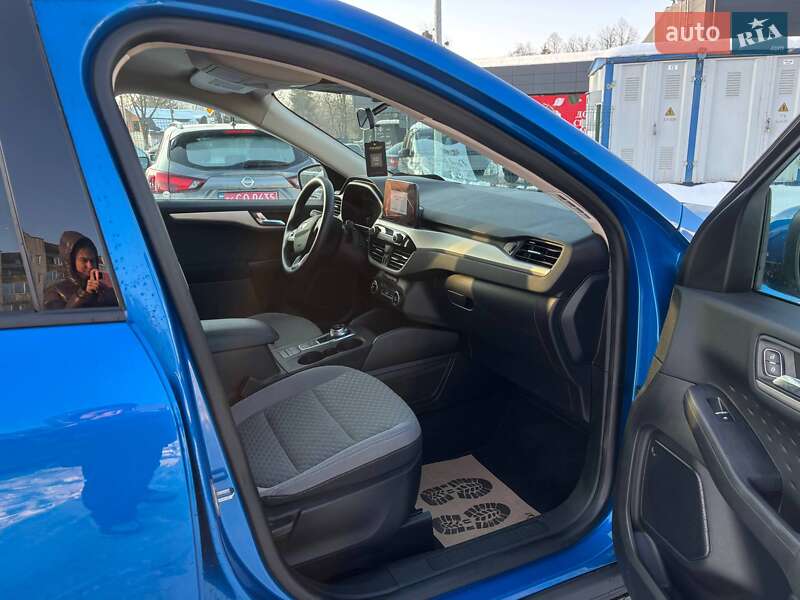 Позашляховик / Кросовер Ford Escape 2019 в Стрию