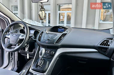 Позашляховик / Кросовер Ford Escape 2015 в Дрогобичі